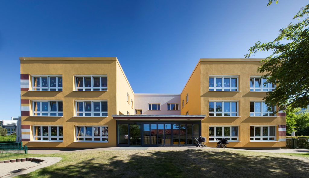 Anbau & Sanierung einer Kindertagesstätte in RostockEvershagen